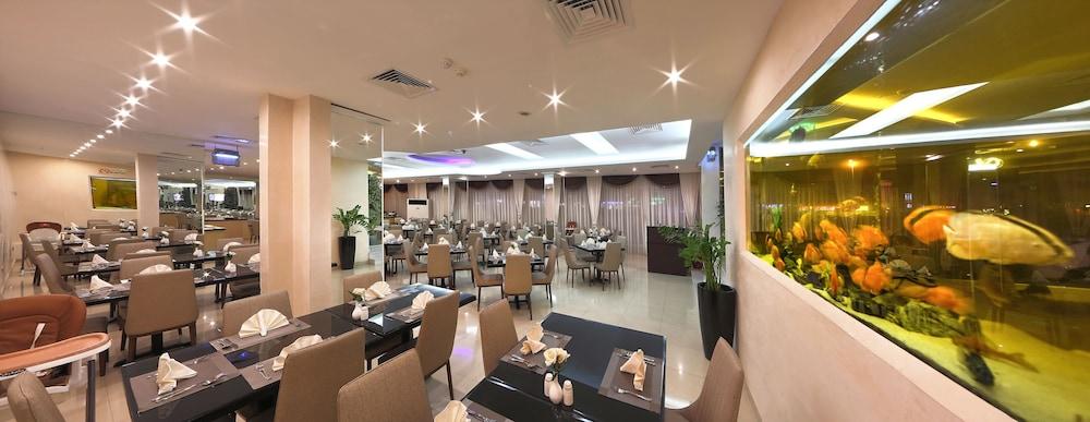 Nova Park Hotel Sharjah Exterior foto